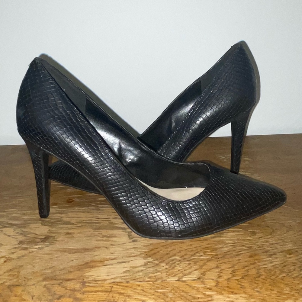 Leather Point Toe Pumps